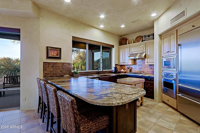7840 E THORNTREE Drive, Scottsdale, AZ 85266