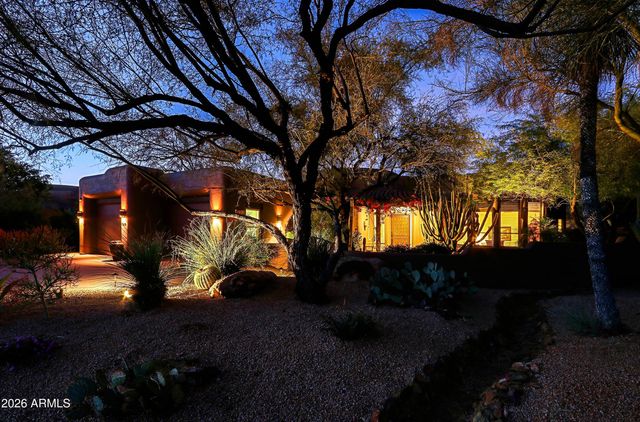 7840 E THORNTREE Drive, Scottsdale, AZ 85266