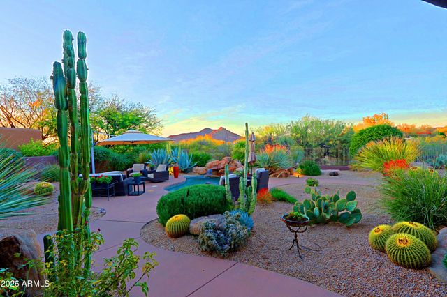 7840 E THORNTREE Drive, Scottsdale, AZ 85266