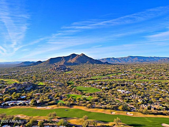 7840 E THORNTREE Drive, Scottsdale, AZ 85266