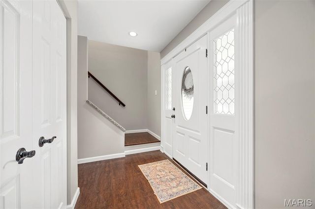 655 Lakewood Drive, Lake St Louis, MO 63367