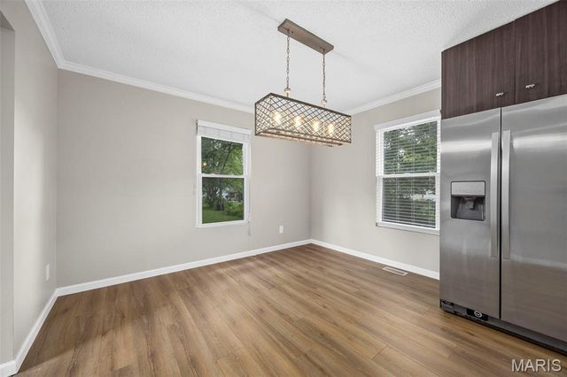 655 Lakewood Drive, Lake St Louis, MO 63367