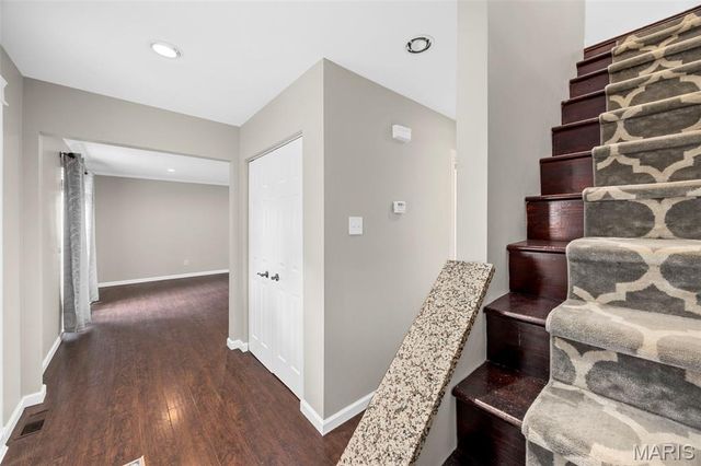 655 Lakewood Drive, Lake St Louis, MO 63367