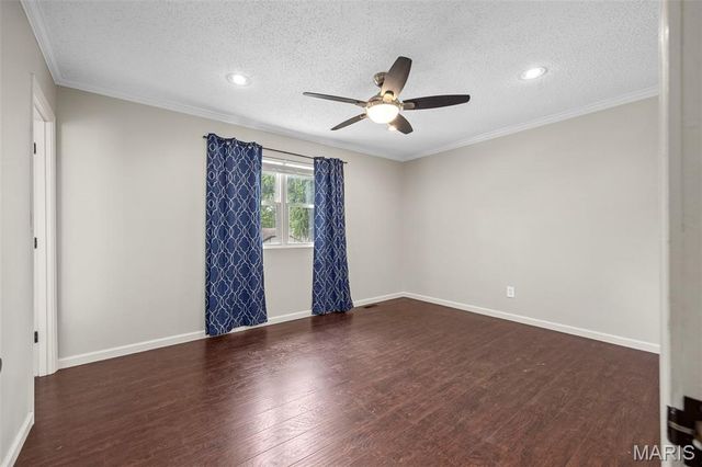 655 Lakewood Drive, Lake St Louis, MO 63367