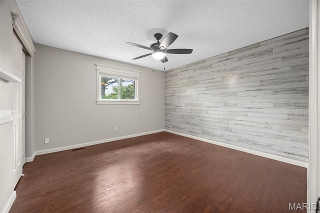 655 Lakewood Drive, Lake St Louis, MO 63367