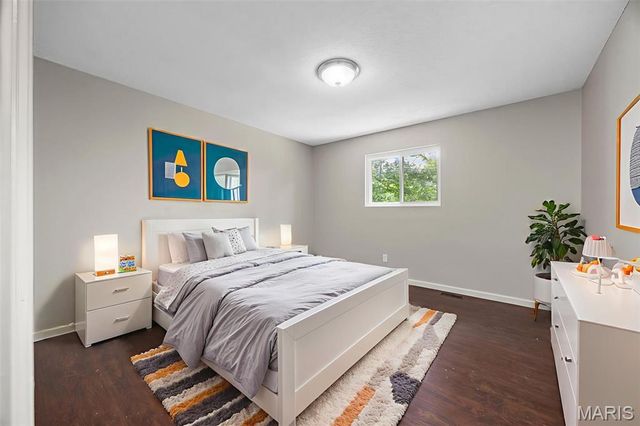 655 Lakewood Drive, Lake St Louis, MO 63367