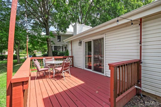 655 Lakewood Drive, Lake St Louis, MO 63367