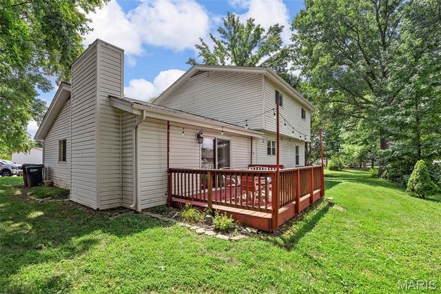 655 Lakewood Drive, Lake St Louis, MO 63367