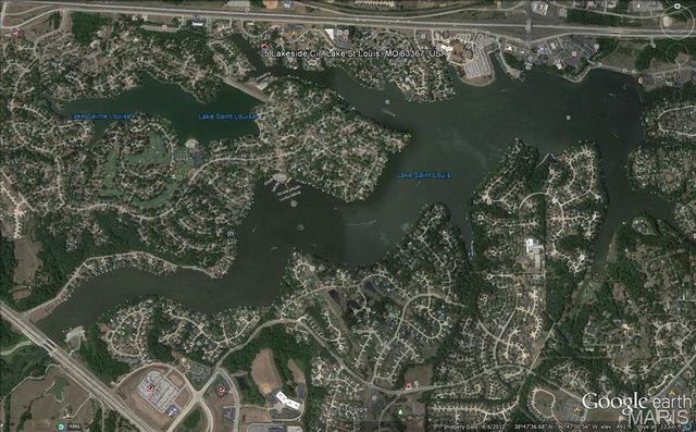 655 Lakewood Drive, Lake St Louis, MO 63367