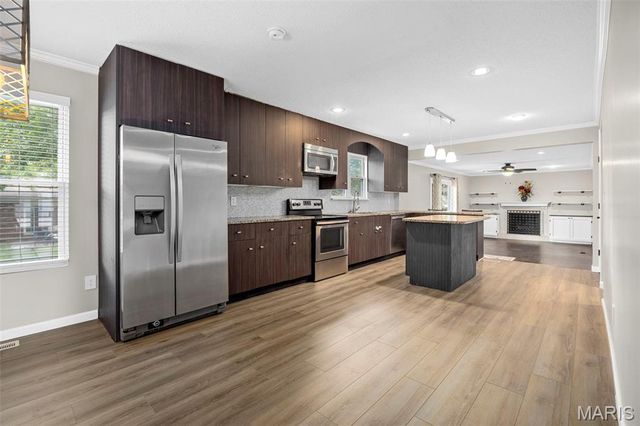 655 Lakewood Drive, Lake St Louis, MO 63367