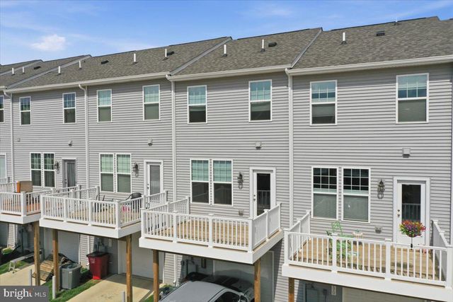 186 COOLIDGE AVE, Ranson, WV 25438