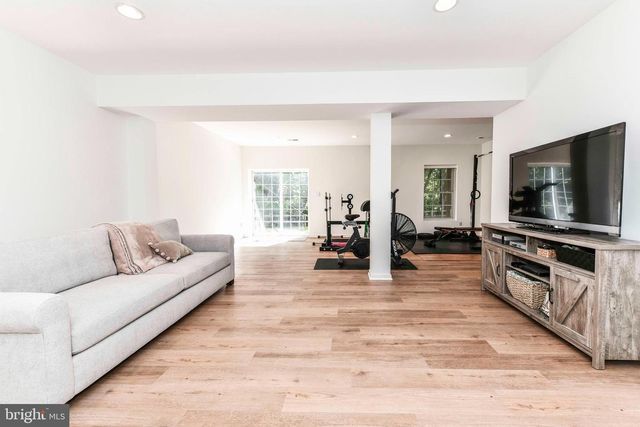 46342 SUMMERHILL PL, Sterling, VA 20165