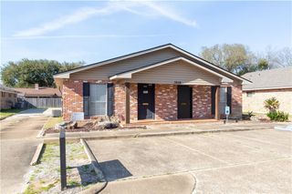 3848 INDEPENDENCE Drive, Alexandria, LA 71303