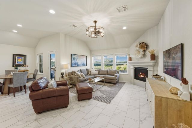 2210 Steerhead TRL, New Braunfels, TX 78132