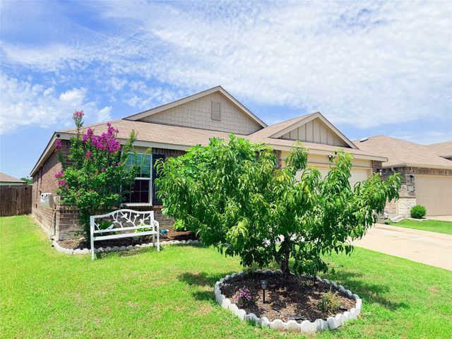 115 Waxberry Drive, Fate, TX 75189