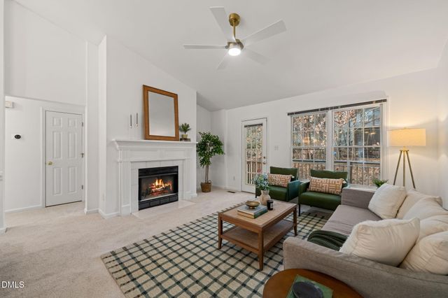 8 Drummond Court, Durham, NC 27713