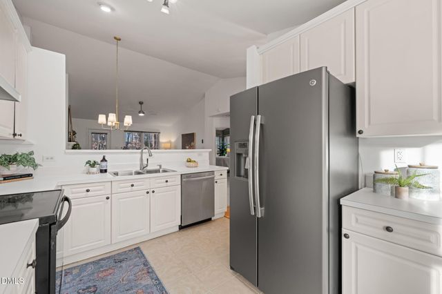 8 Drummond Court, Durham, NC 27713