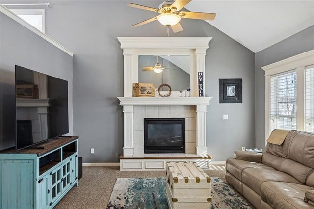 8544 Primrose Street, De Soto, KS 66018