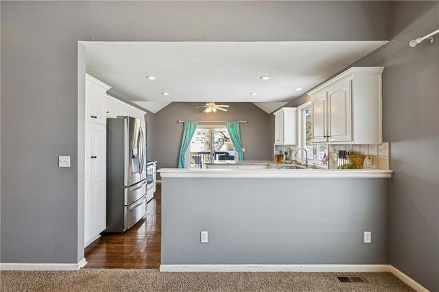 8544 Primrose Street, De Soto, KS 66018