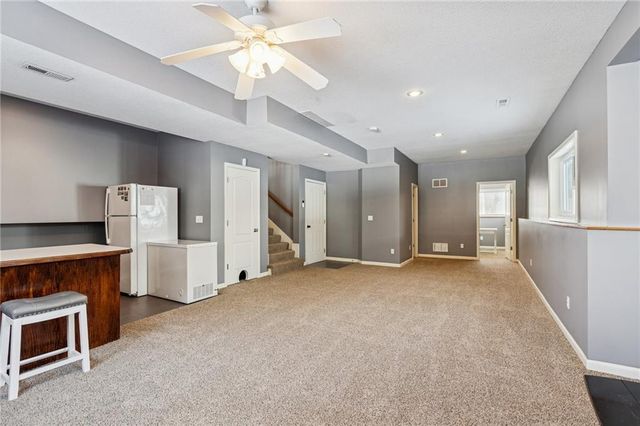 8544 Primrose Street, De Soto, KS 66018