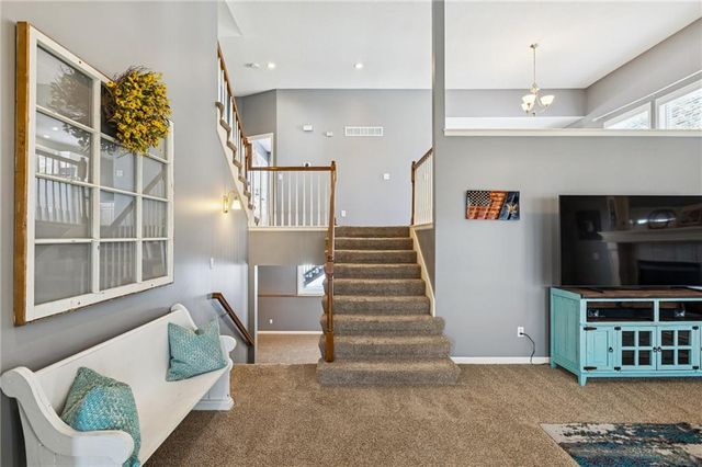 8544 Primrose Street, De Soto, KS 66018