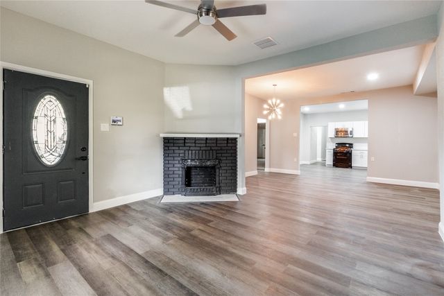 1633 Stoneman Street, Dallas, TX 75215
