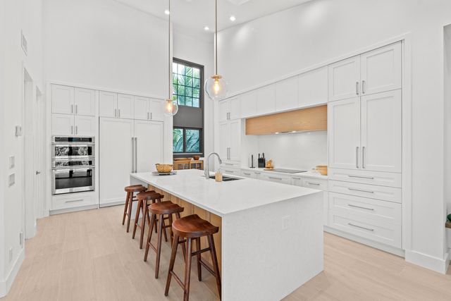 2514 Windsor Way Court, Wellington, FL 33414