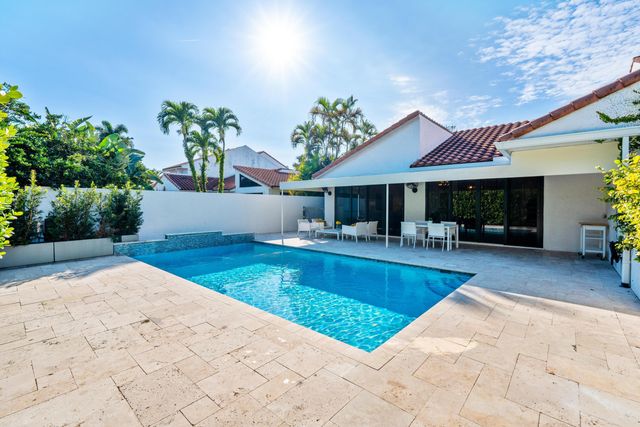 2514 Windsor Way Court, Wellington, FL 33414