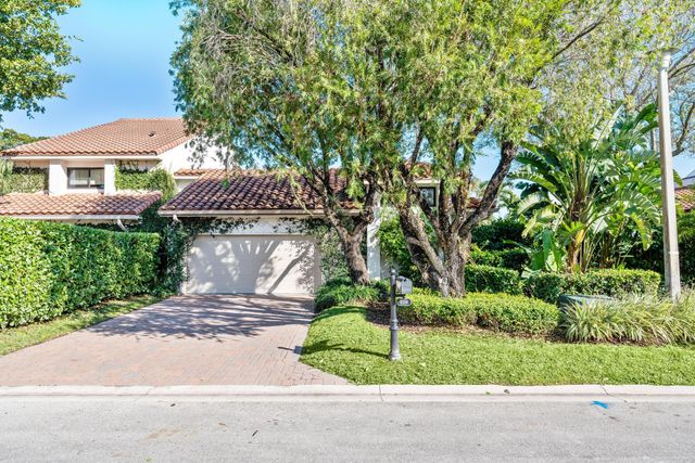 2514 Windsor Way Court, Wellington, FL 33414