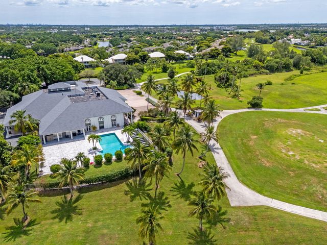 2514 Windsor Way Court, Wellington, FL 33414