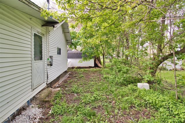 1020 N 8th Street, Niles, MI 49120