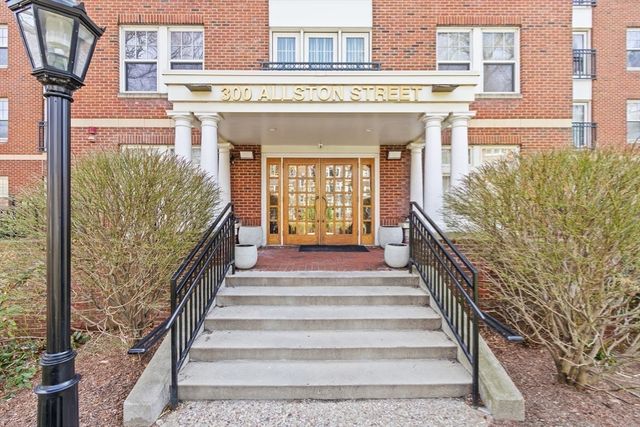 300 Allston St 416, Boston, MA 02135