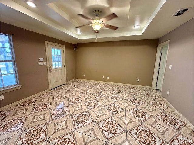 2011 E Bogey Drive, Mission, TX 78572