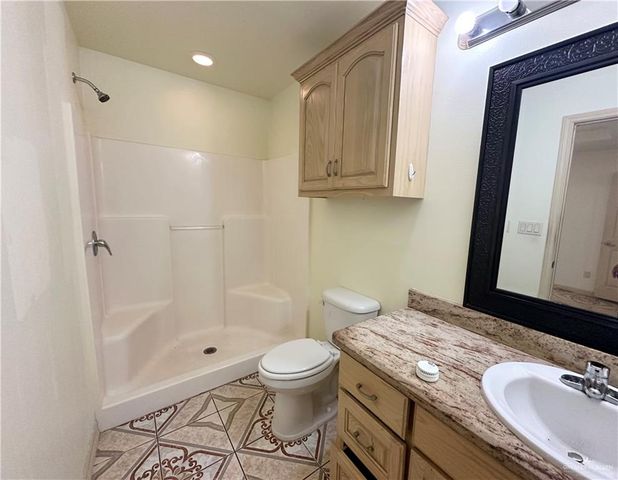 2011 E Bogey Drive, Mission, TX 78572