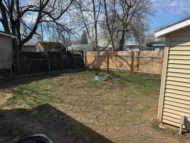 110 S 15th Street, Decatur, IN 46733