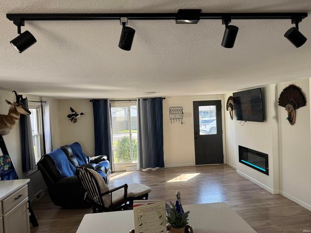 110 S 15th Street, Decatur, IN 46733