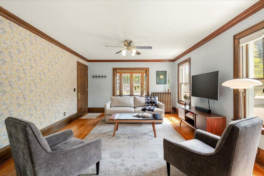 3654 Lyndale Avenue S 1, Minneapolis, MN 55409 — photo 2