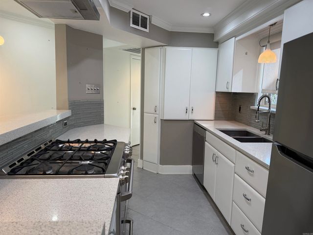 2518 Riverfront Dr Apt 3, Little Rock, AR 72202