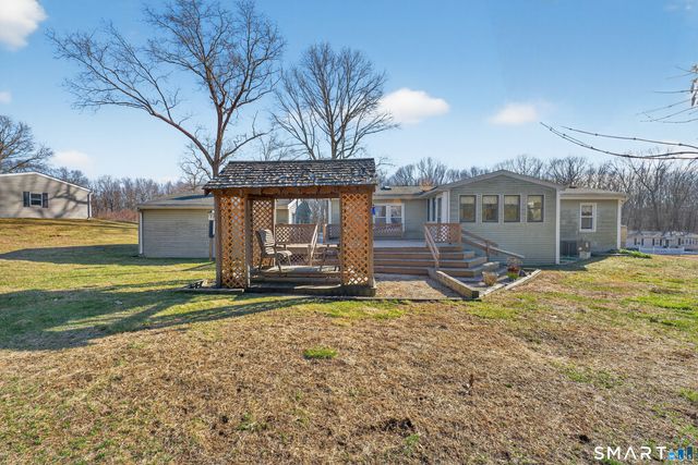 82 Colchester Commons, Colchester, CT 06415