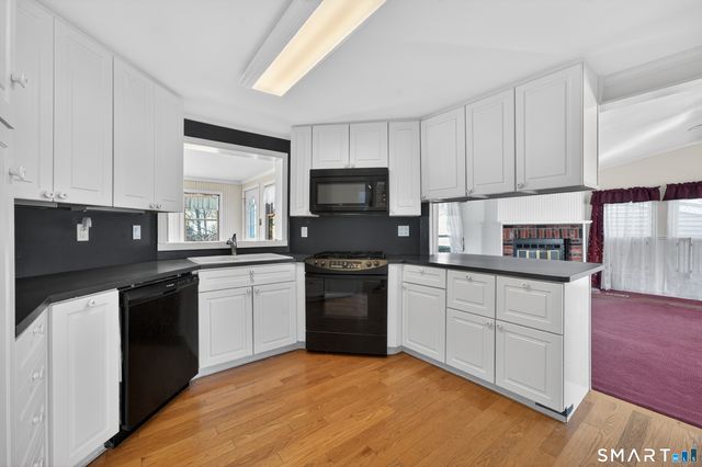 82 Colchester Commons, Colchester, CT 06415