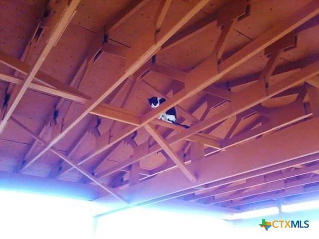 842 Burkhart Road, Victoria, TX 77905