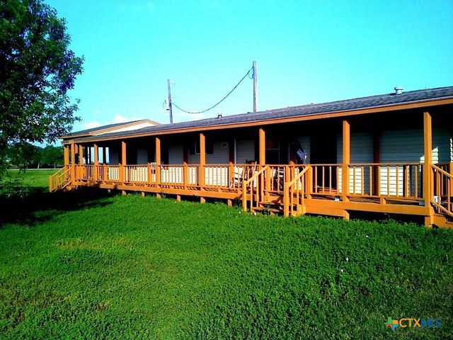 842 Burkhart Road, Victoria, TX 77905