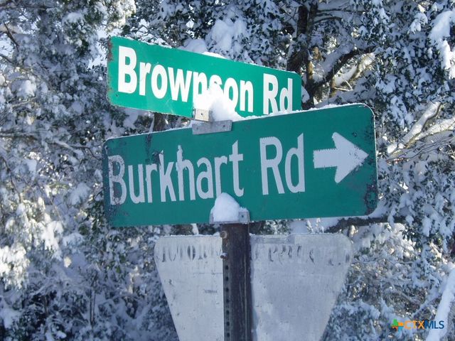 842 Burkhart Road, Victoria, TX 77905