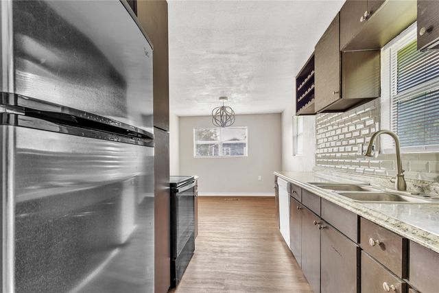 5821 Belaire Circle, Granbury, TX 76048