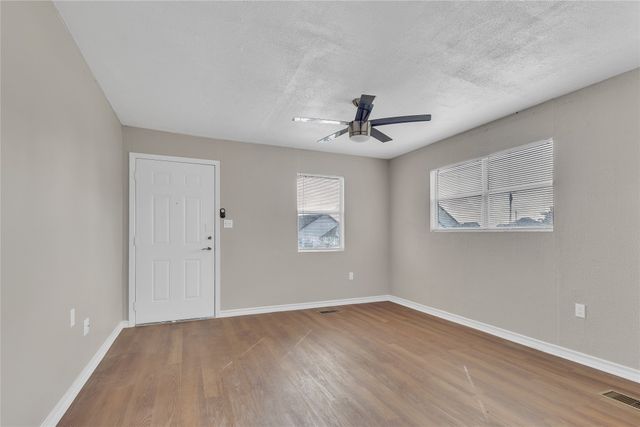 5821 Belaire Circle, Granbury, TX 76048