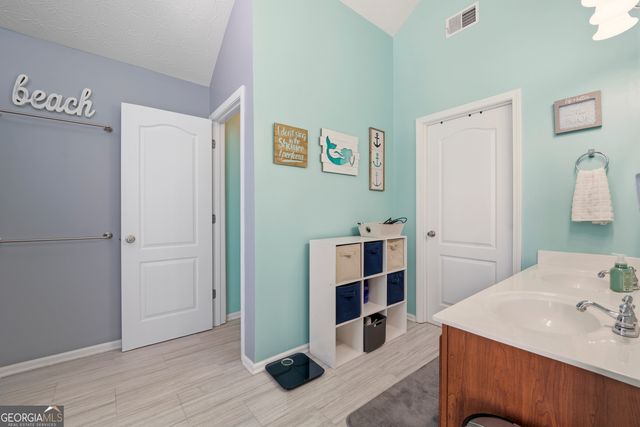 2708 Oakmont Way, Monroe, GA 30656