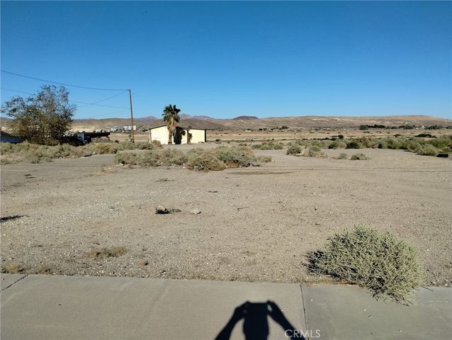 1613 Riverside Drive, Barstow, CA 92311