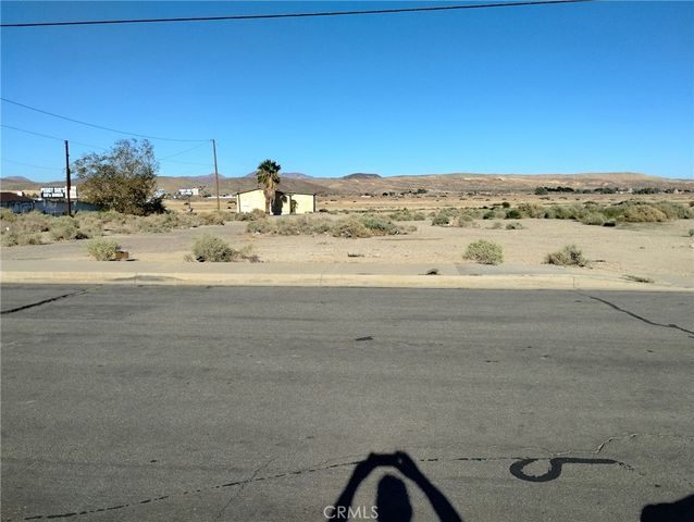 1613 Riverside Drive, Barstow, CA 92311
