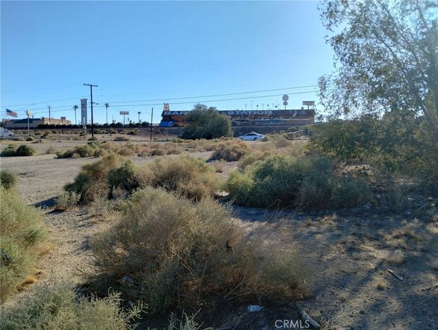 1613 Riverside Drive, Barstow, CA 92311
