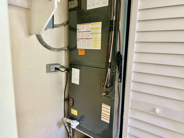 51 Davis Road, Palm Springs, FL 33461